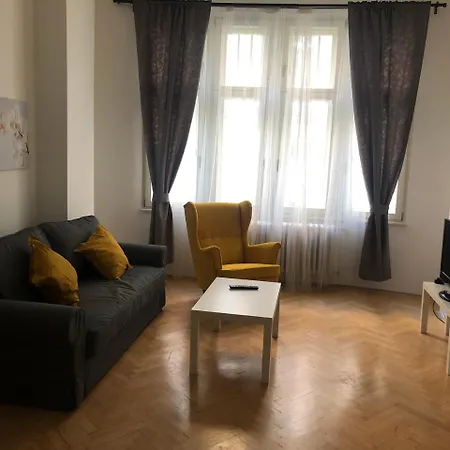 Kozi 9 Apartment